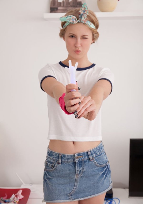 Юлия, 37 лет, 0 размер груди